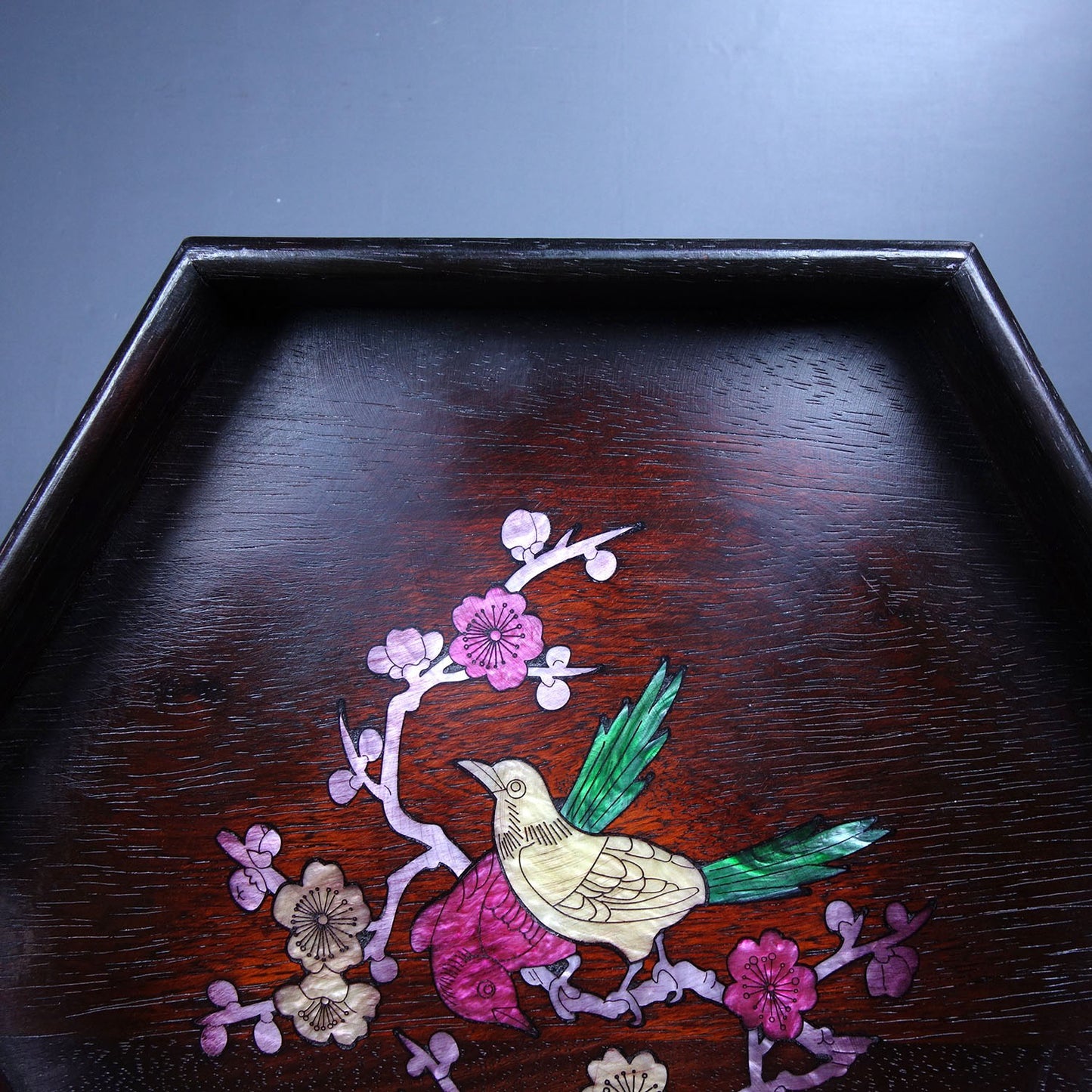 Pear wood inlaid shell plate