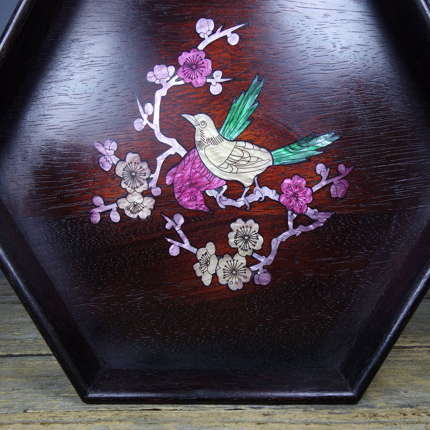 Pear wood inlaid shell plate