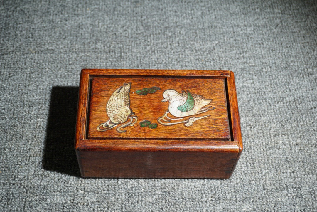 Chinese antique rosewood inlaid shell small mechanism box