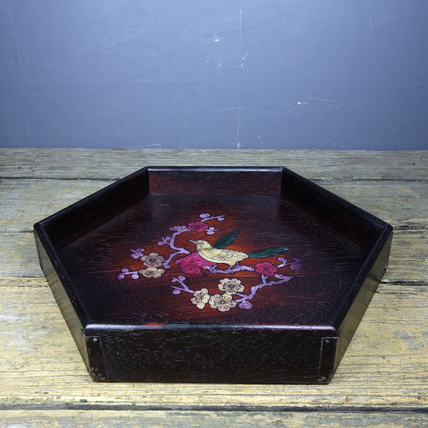 Pear wood inlaid shell plate
