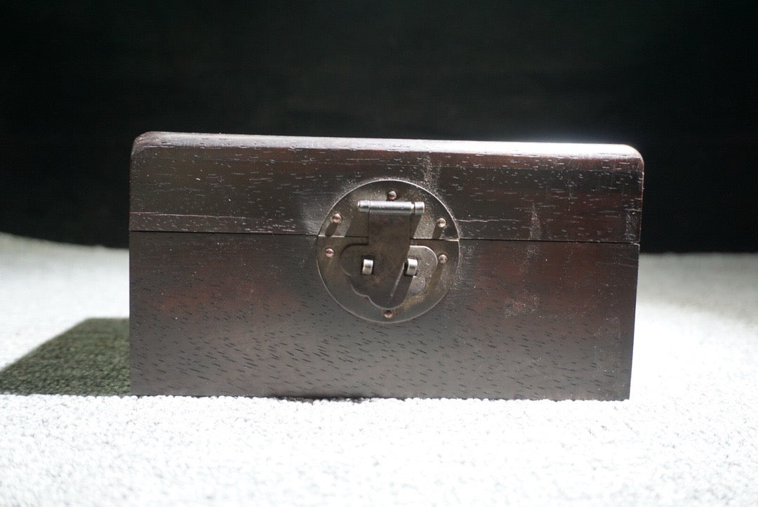 Chinese antique ebony inlaid seashells have your jewelry box along the way