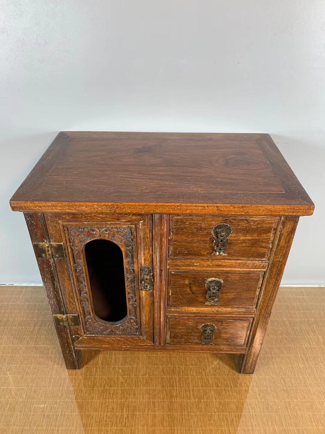 Chinese antique rosewood cabinet