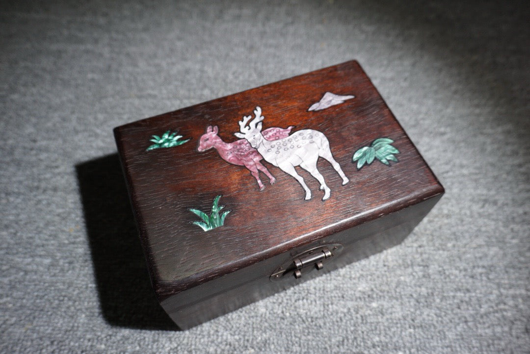 Chinese antique ebony inlaid seashells have your jewelry box along the way