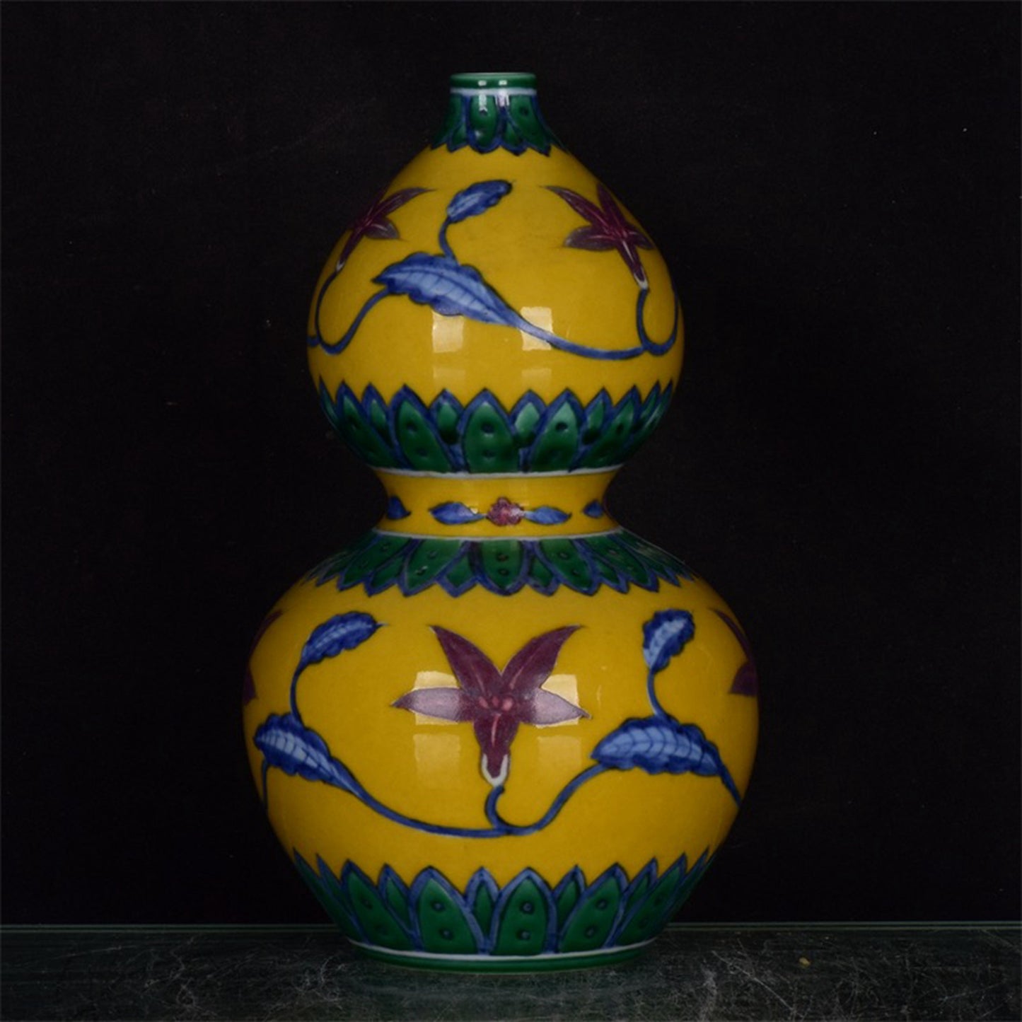 Chinese antique yellow glazed doucai morning glory flower patterned gourd vase