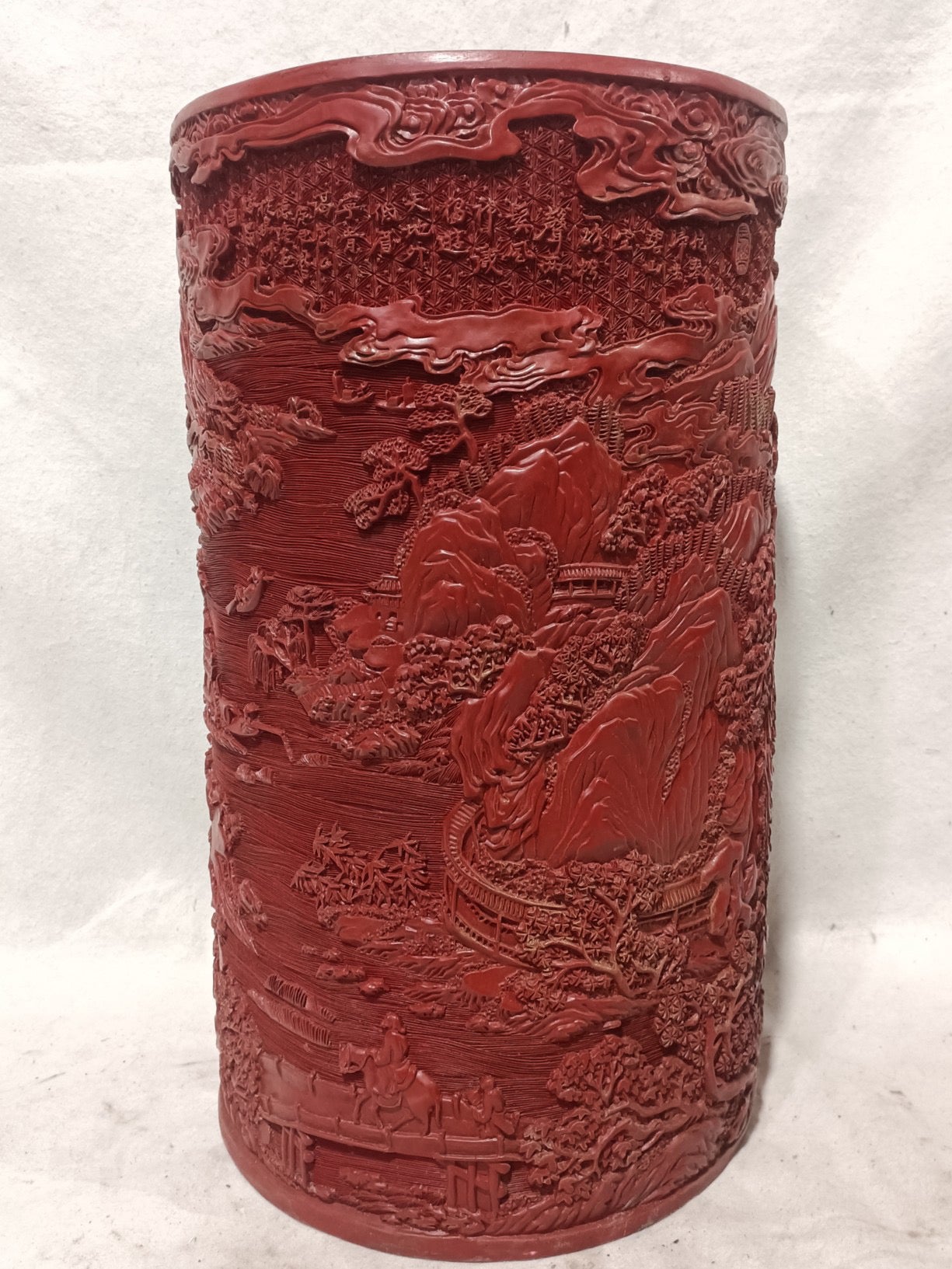 Lacquerware pen holder