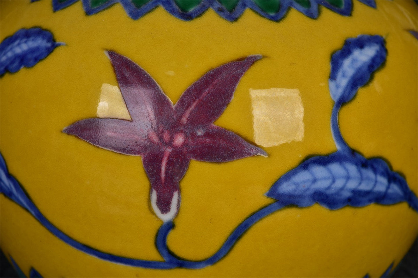Chinese antique yellow glazed doucai morning glory flower patterned gourd vase