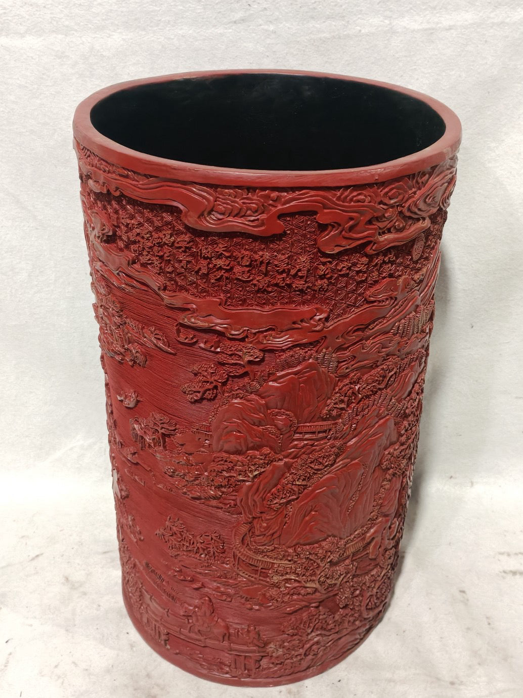 Lacquerware pen holder