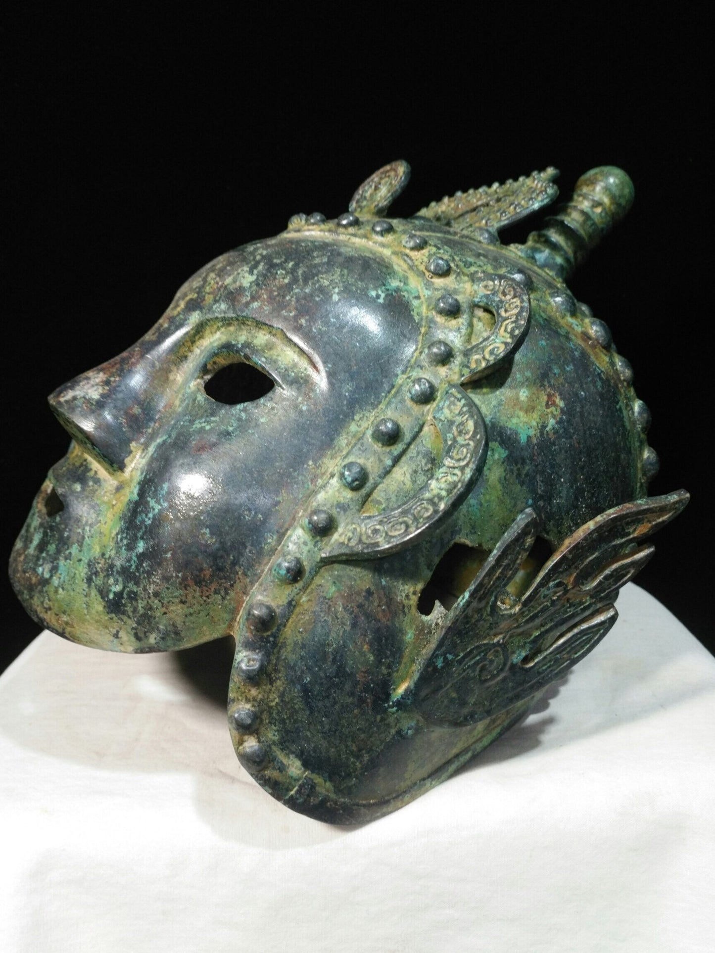 Chinese antique bronze helmet