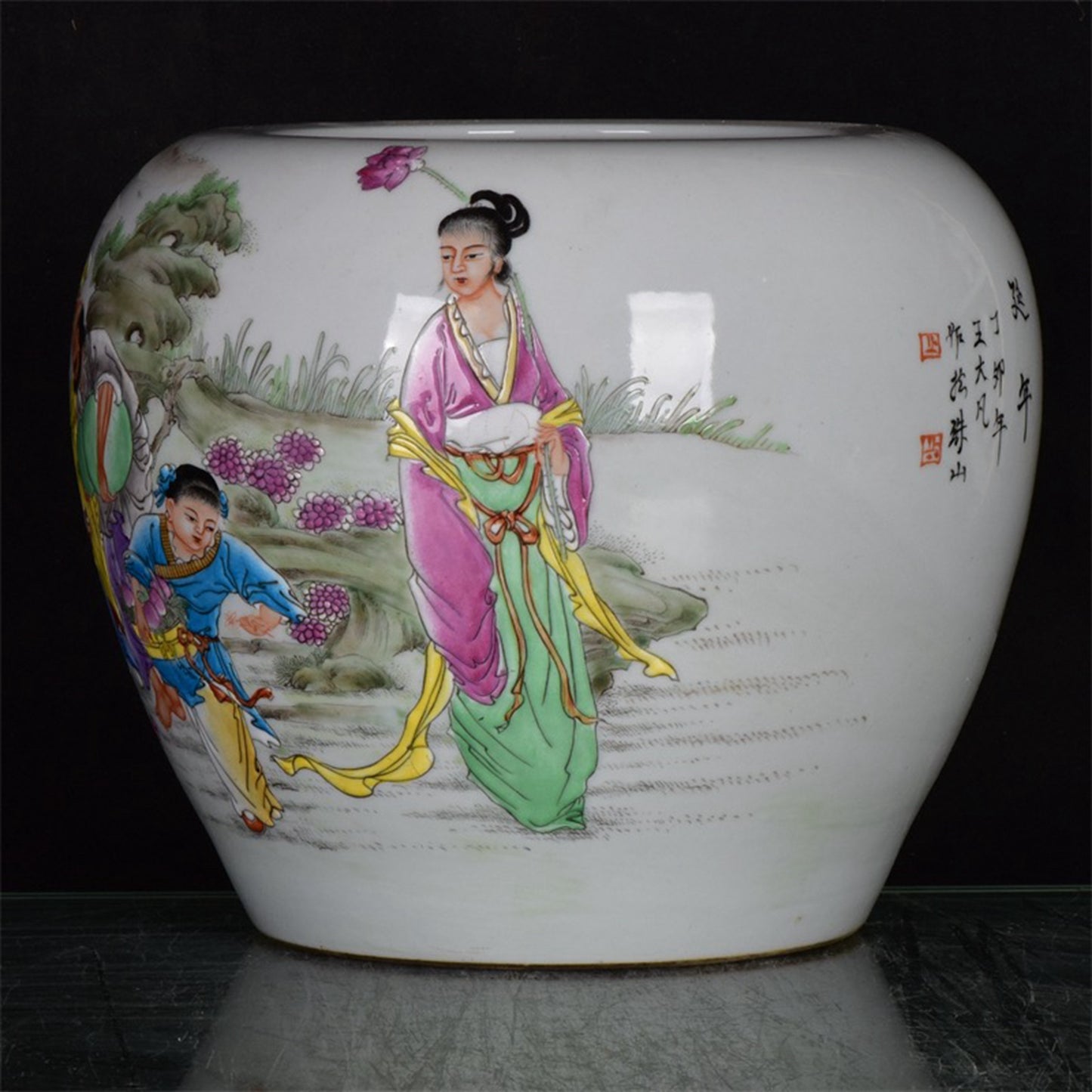 Chinese Antique Eight Immortals Figure Pattern Apple Zun