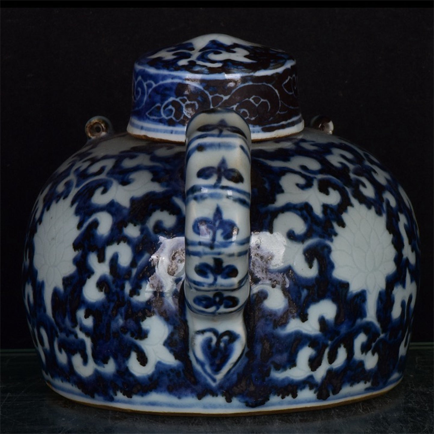Chinese antique blue and white leaves with tangled branches and floral patterns, three series bamboo pot