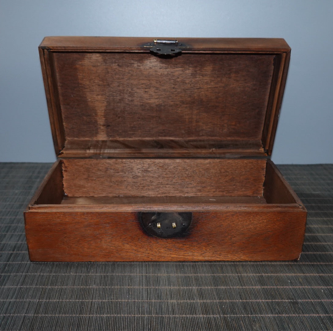 Pear wood carved flower craft jewelry box
