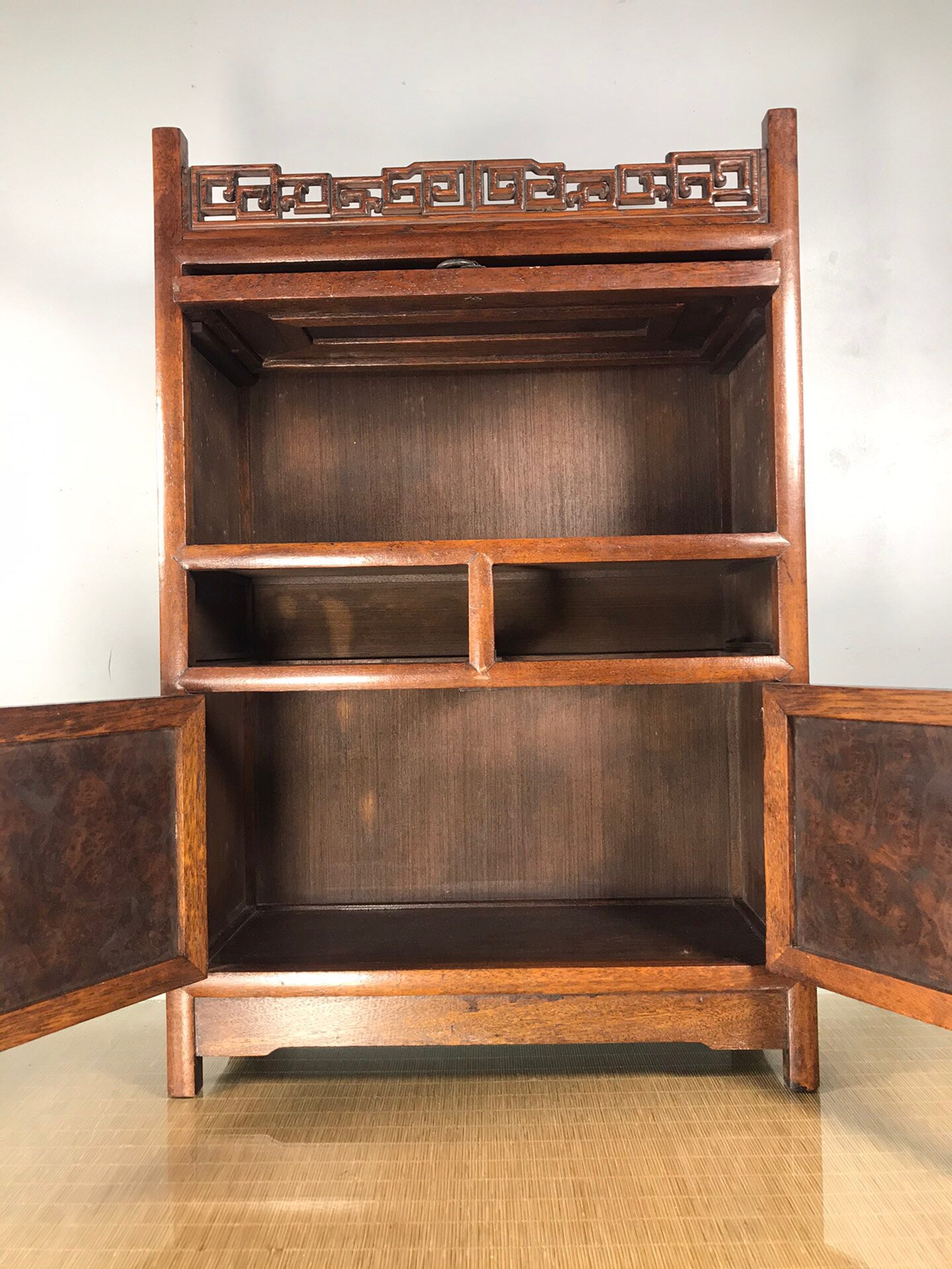 Chinese antique rosewood tea cabinet