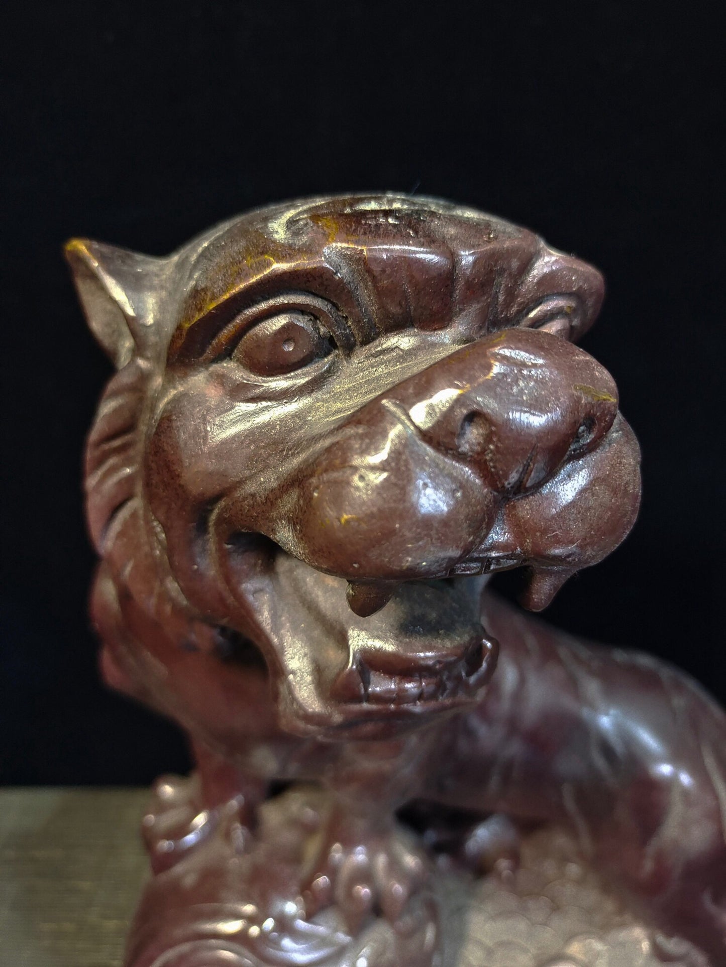 Chinese antique pure copper "Rising Tiger Step by Step"