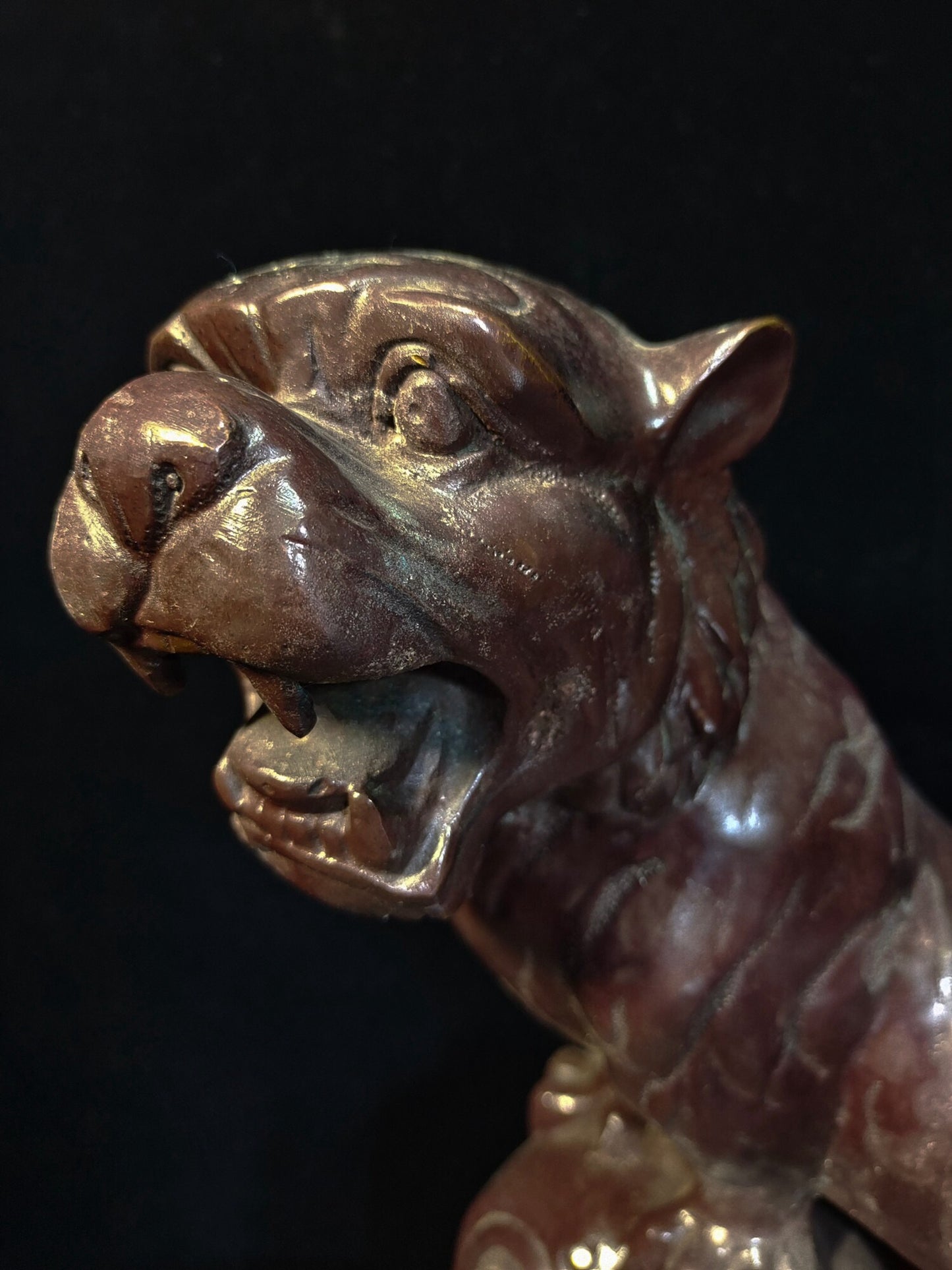 Chinese antique pure copper "Rising Tiger Step by Step"