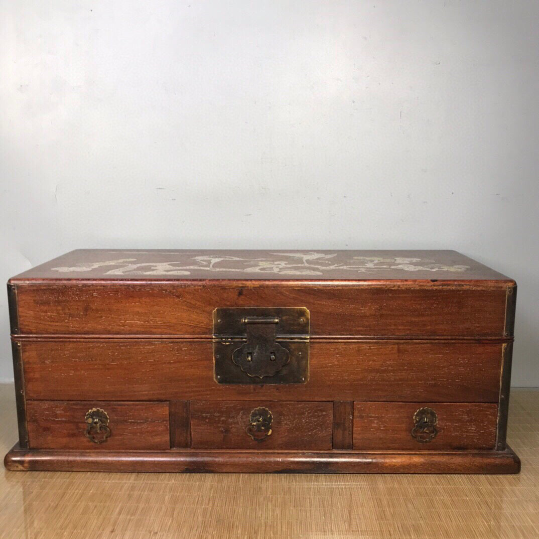 Chinese antique rosewood box