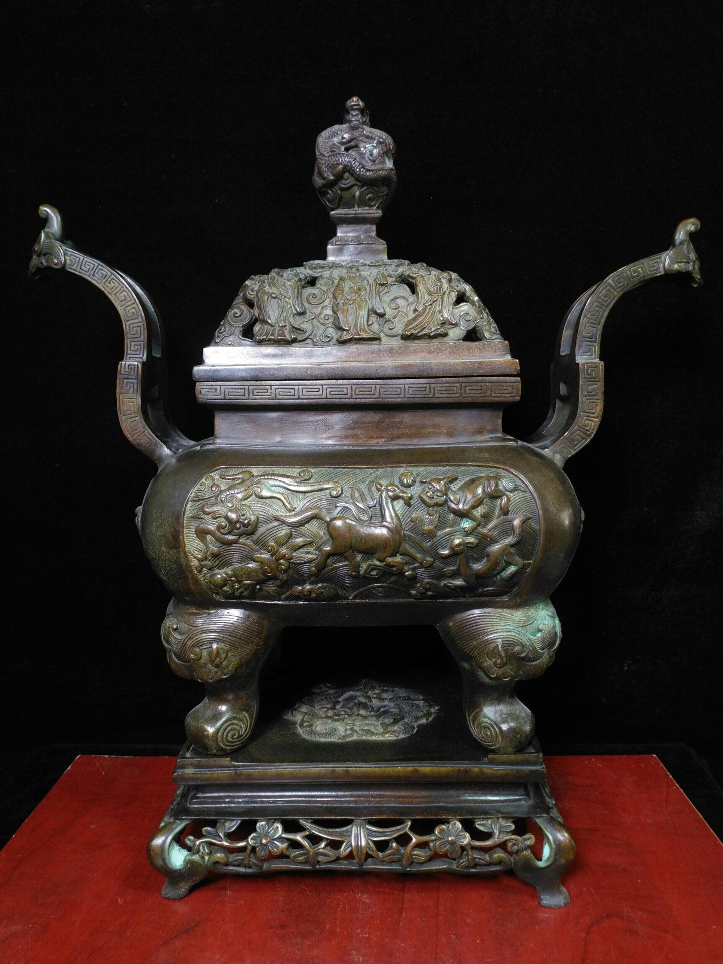 Chinese antique pure copper "Chao Guan Er Ba Xian Ding Lu"