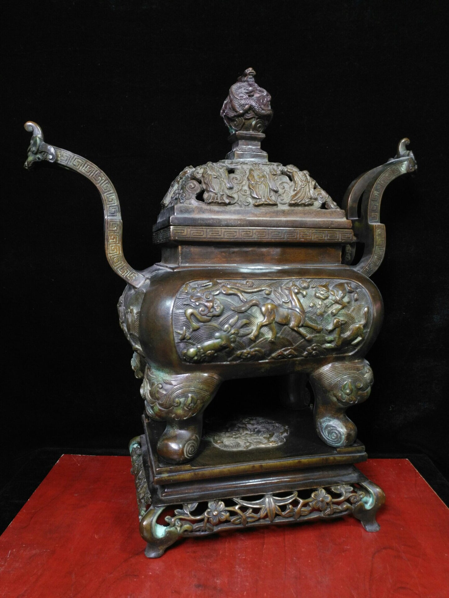 Chinese antique pure copper "Chao Guan Er Ba Xian Ding Lu"