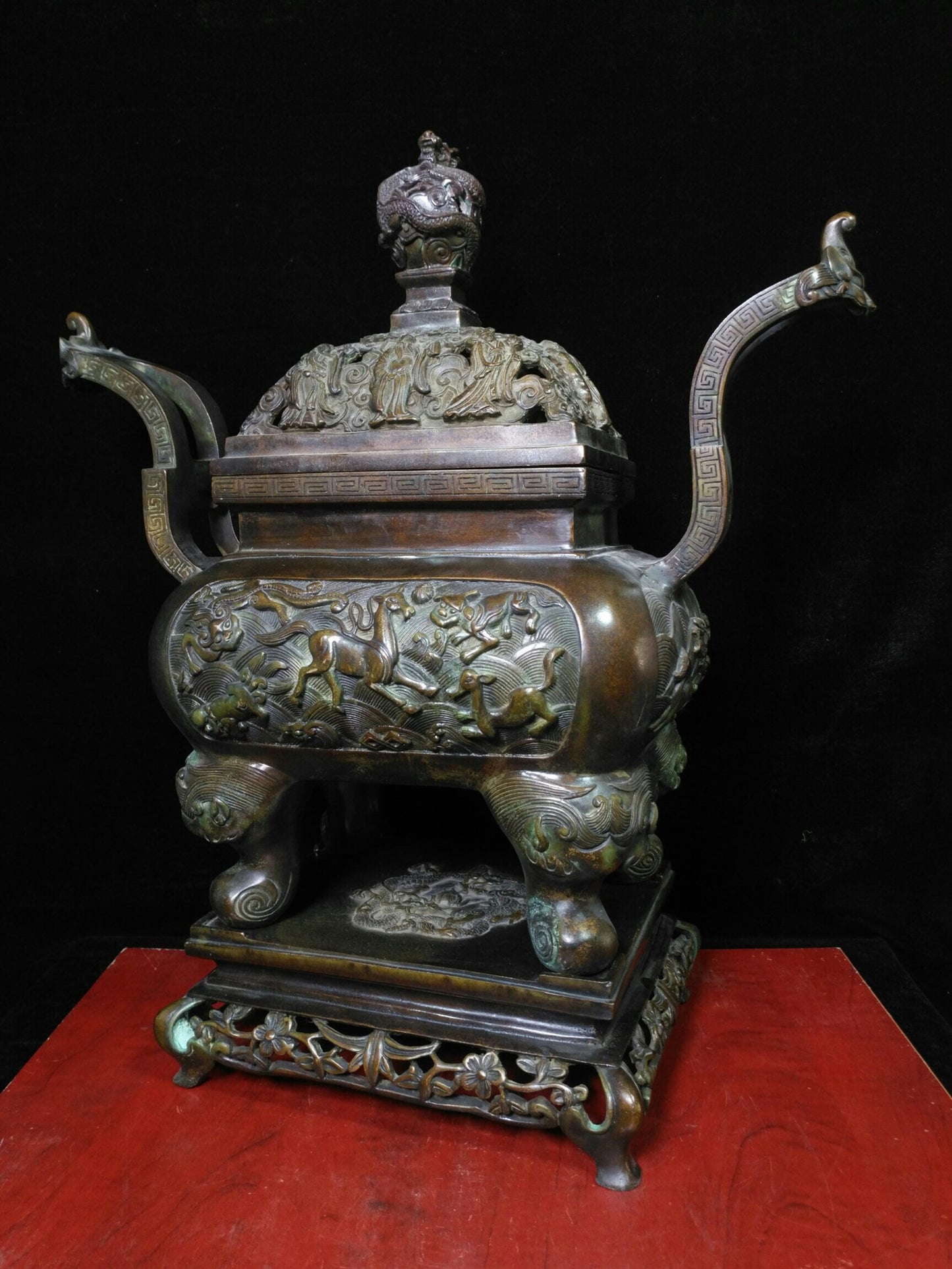 Chinese antique pure copper "Chao Guan Er Ba Xian Ding Lu"