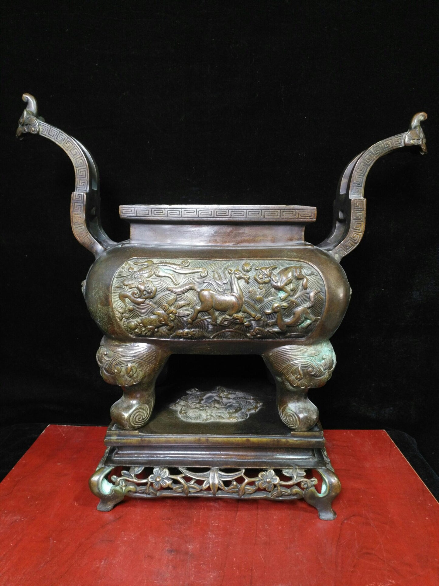 Chinese antique pure copper "Chao Guan Er Ba Xian Ding Lu"