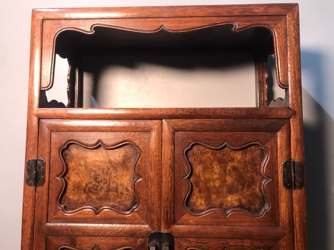 Chinese antique rosewood Wanli cabinet