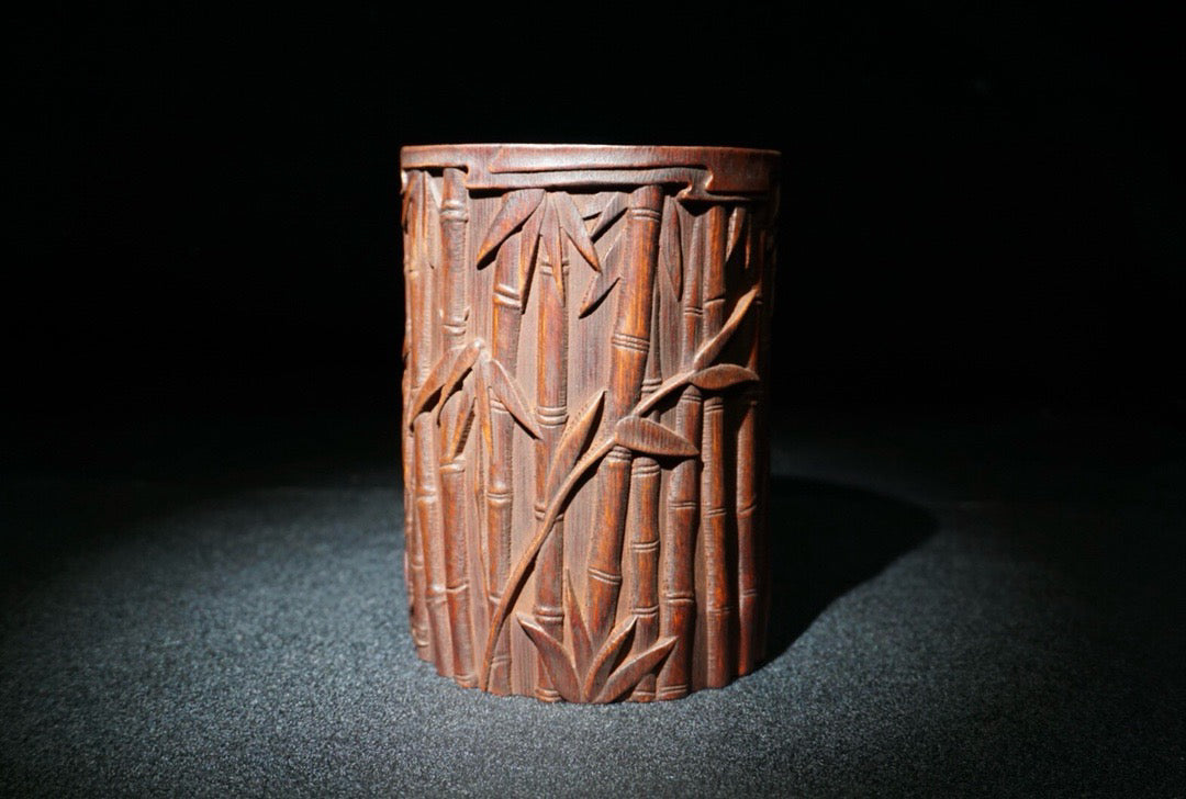 Chinese antique bamboo carving pen holder