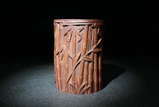 Chinese antique bamboo carving pen holder