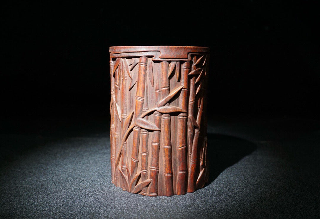 Chinese antique bamboo carving pen holder