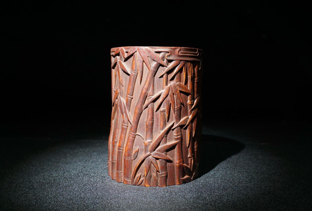 Chinese antique bamboo carving pen holder