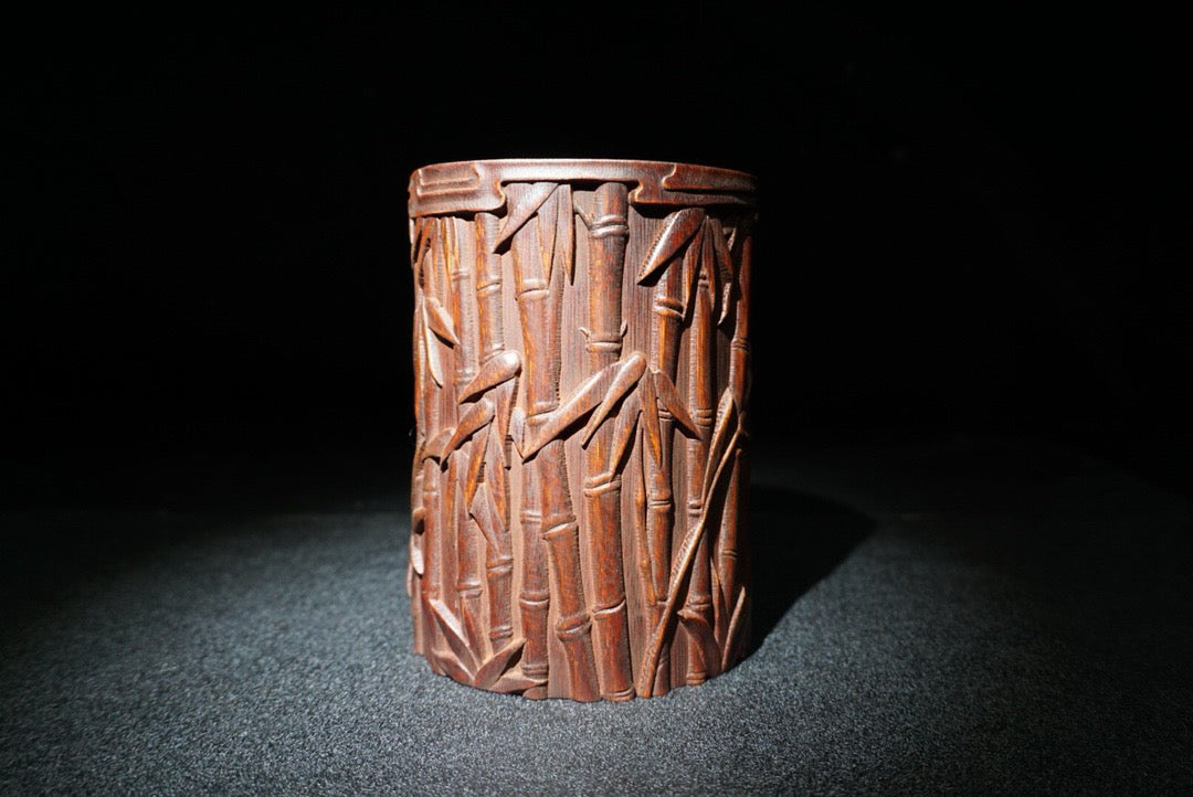 Chinese antique bamboo carving pen holder