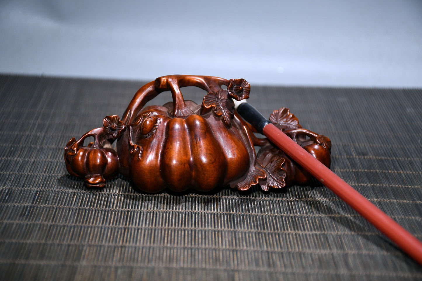 Huangyang wood precision carving pen holder