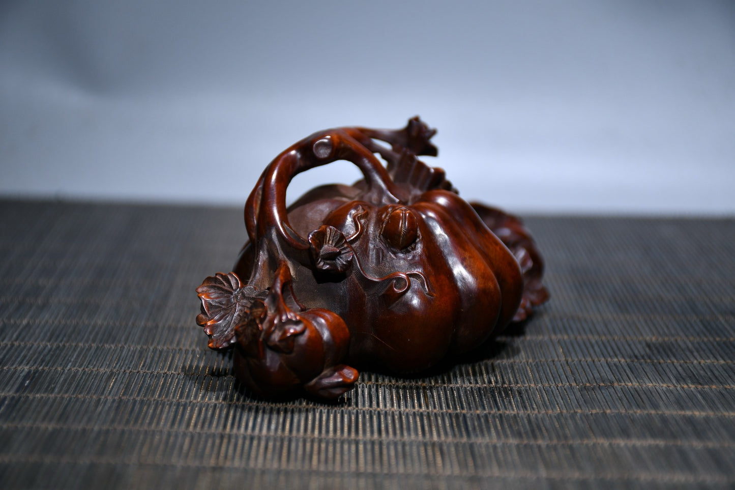 Huangyang wood precision carving pen holder