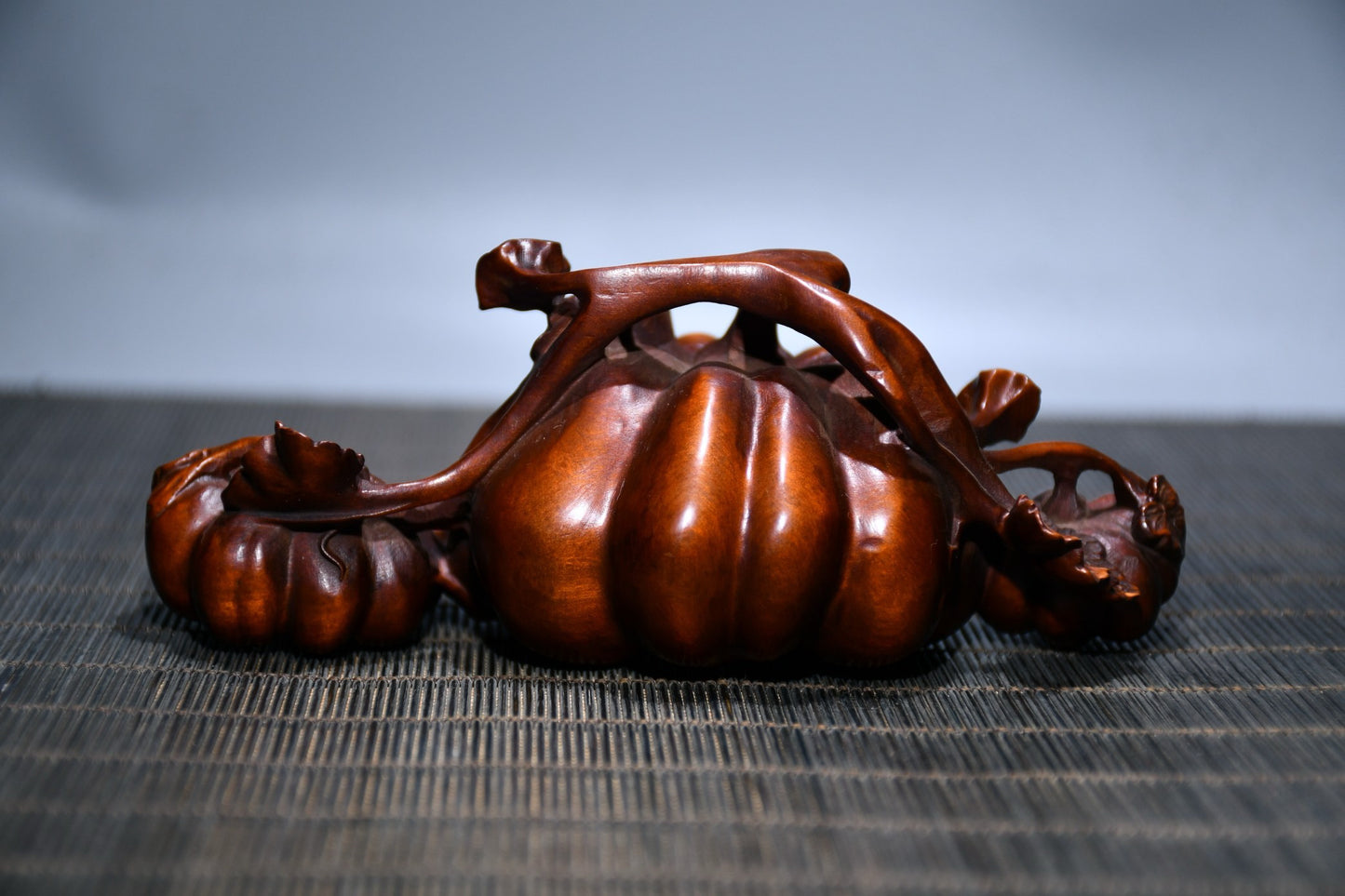 Huangyang wood precision carving pen holder