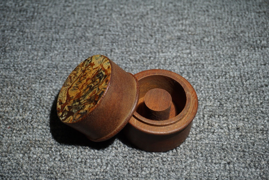Chinese antique rosewood trigger box