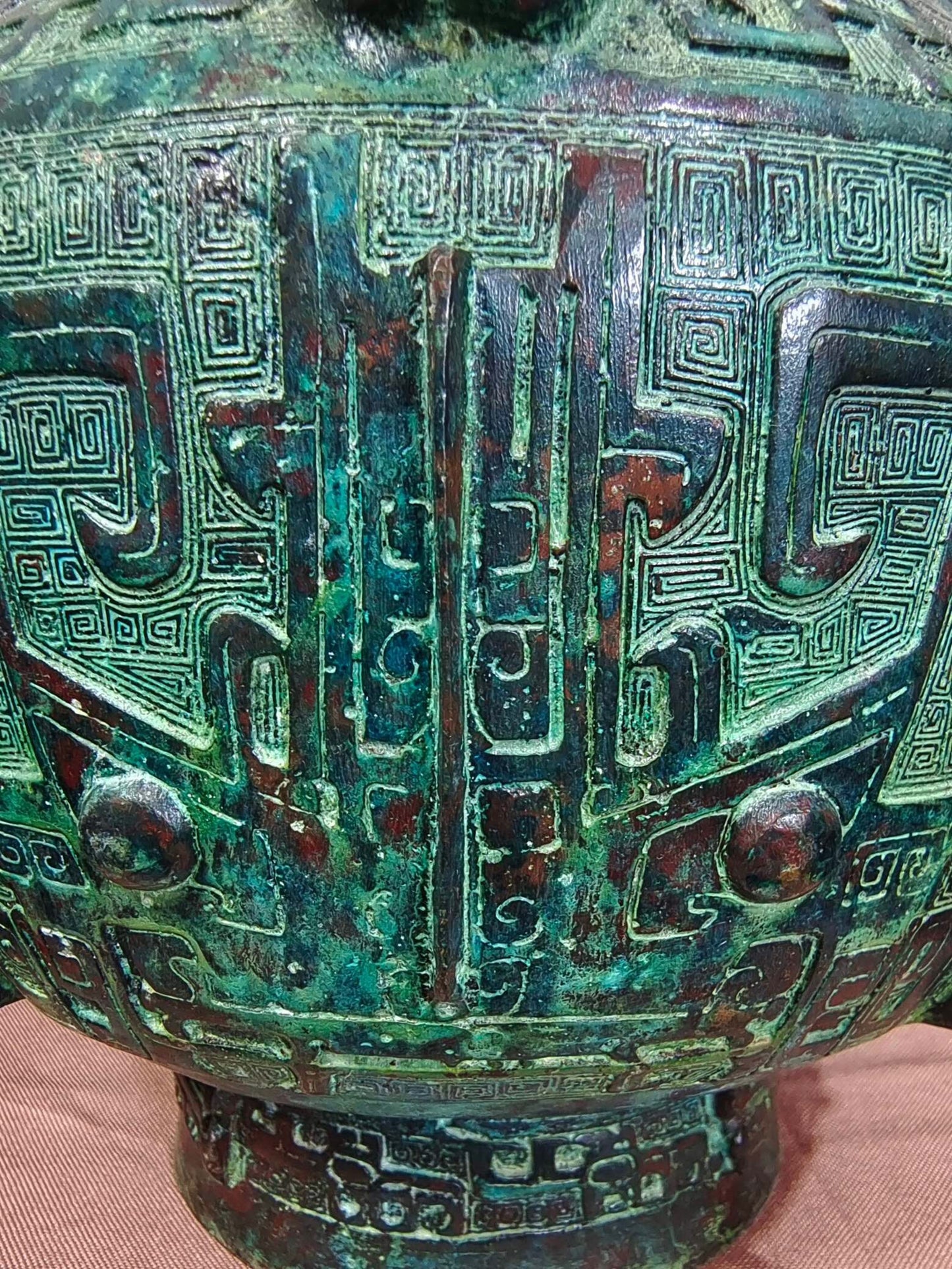 Chinese antique bronze "Four Sheep Head Pills"