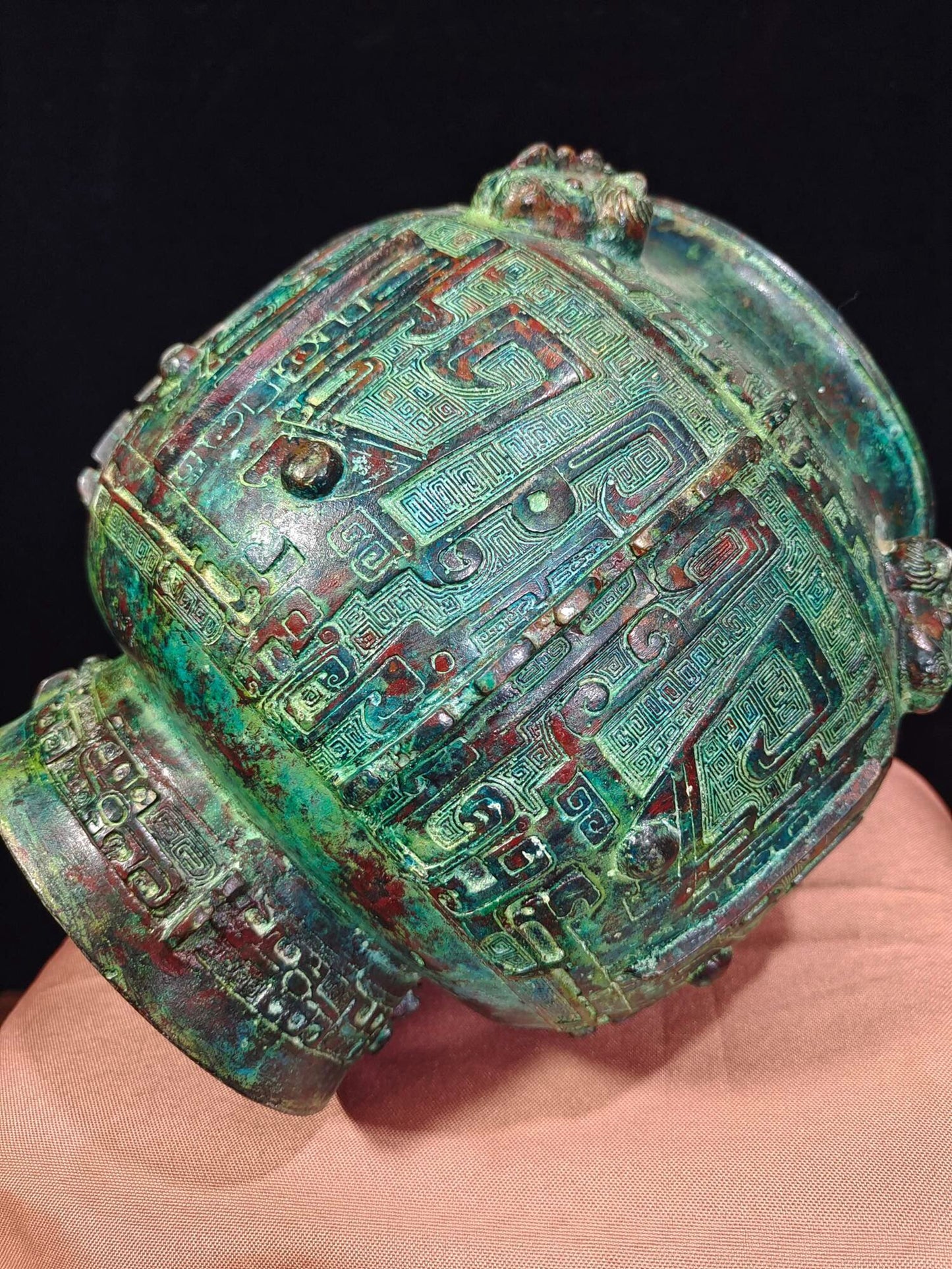 Chinese antique bronze "Four Sheep Head Pills"