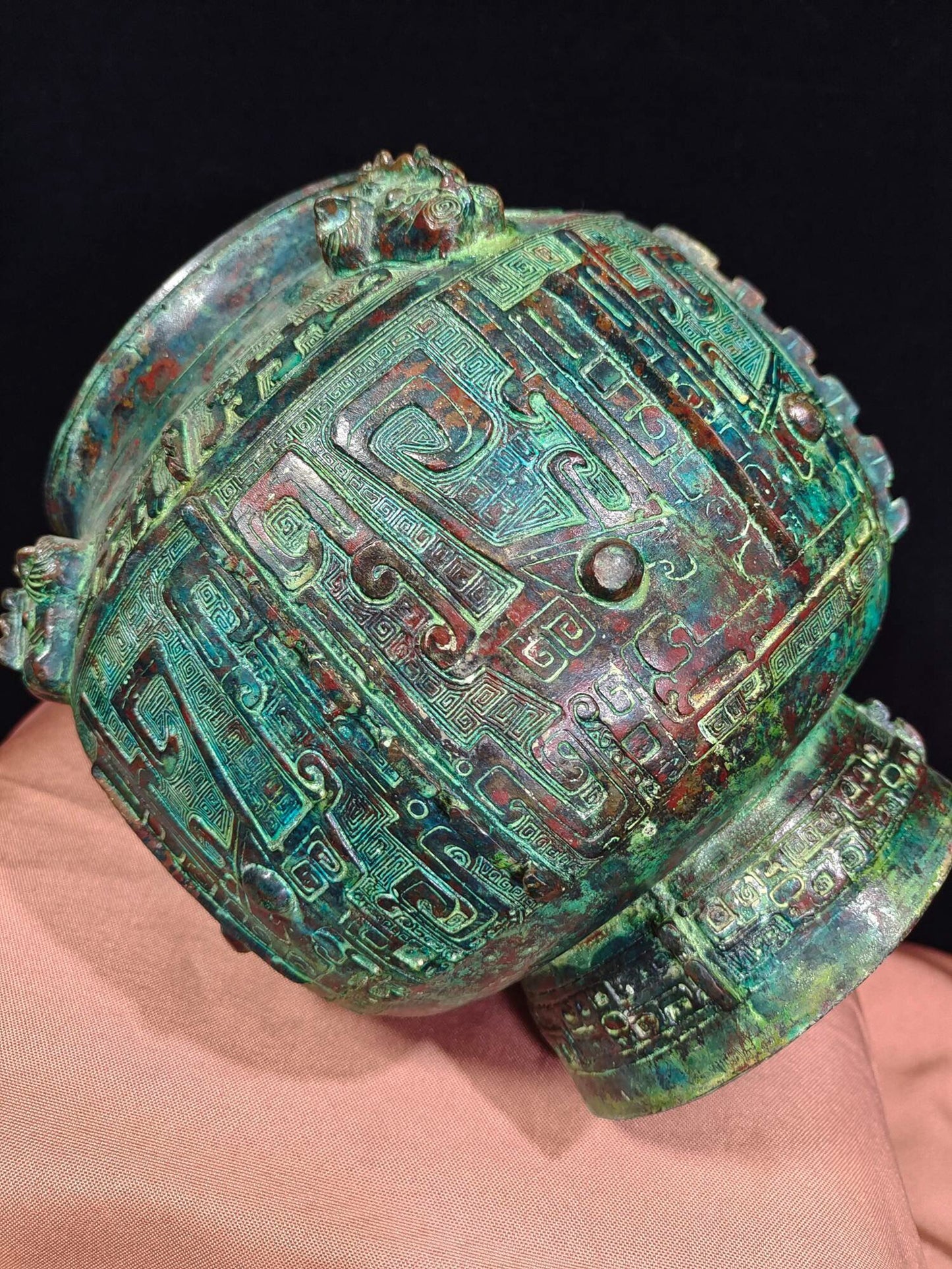 Chinese antique bronze "Four Sheep Head Pills"