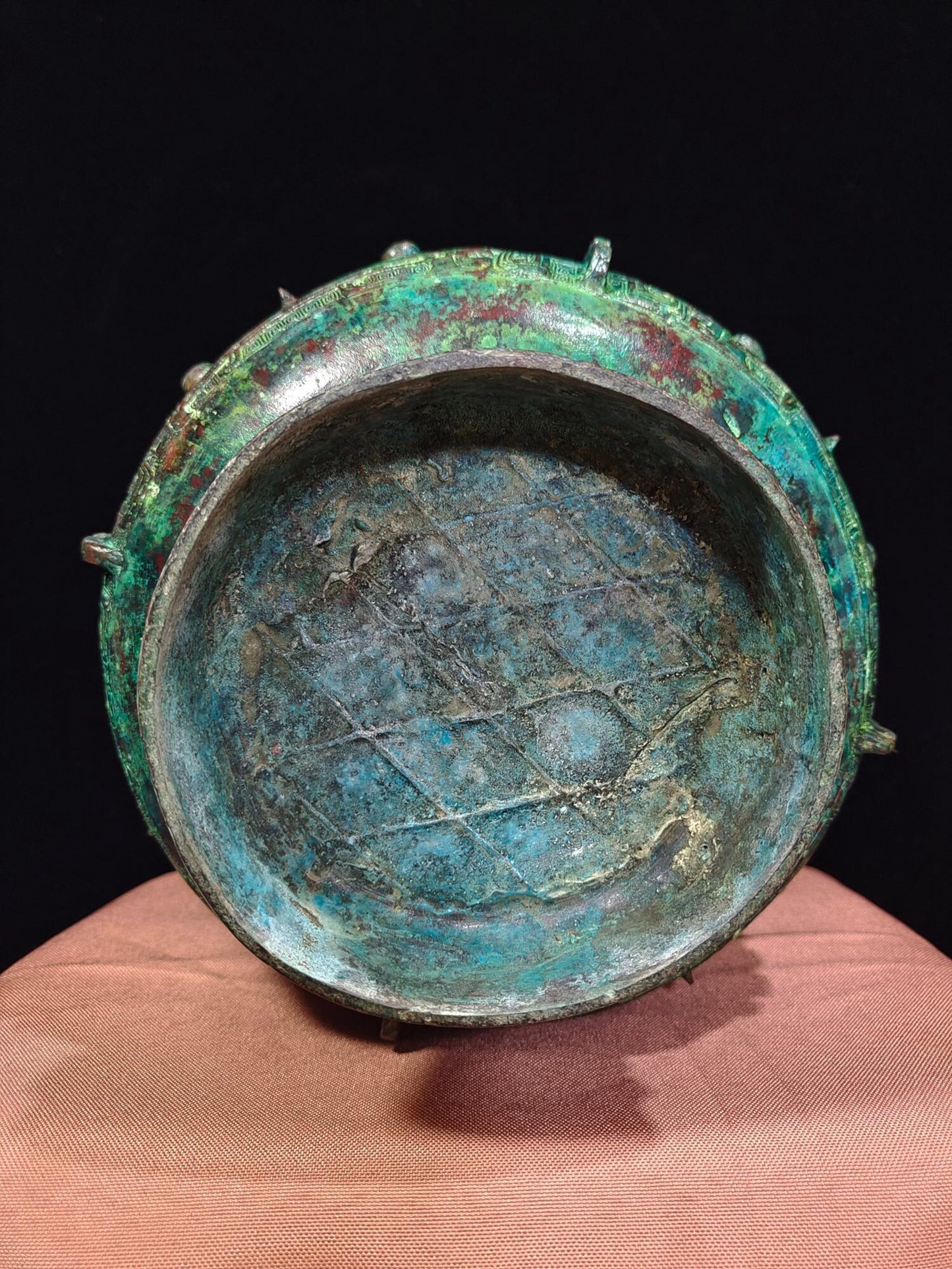 Chinese antique bronze "Four Sheep Head Pills"