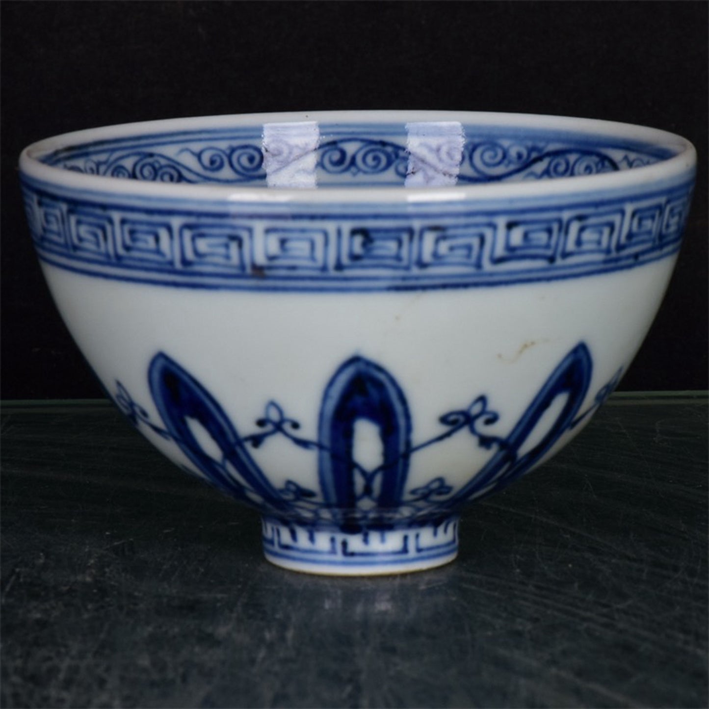 Chinese Antique Blue and White Chicken Heart Cup