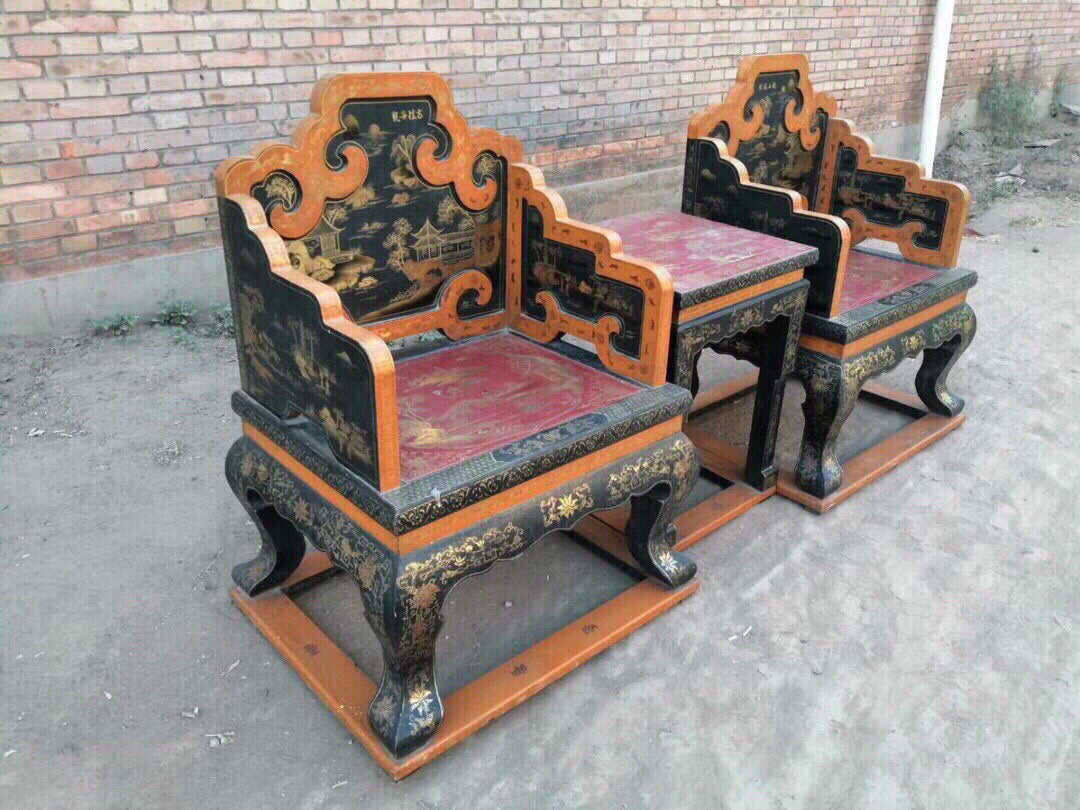 A set of Chinese antique rosewood throne