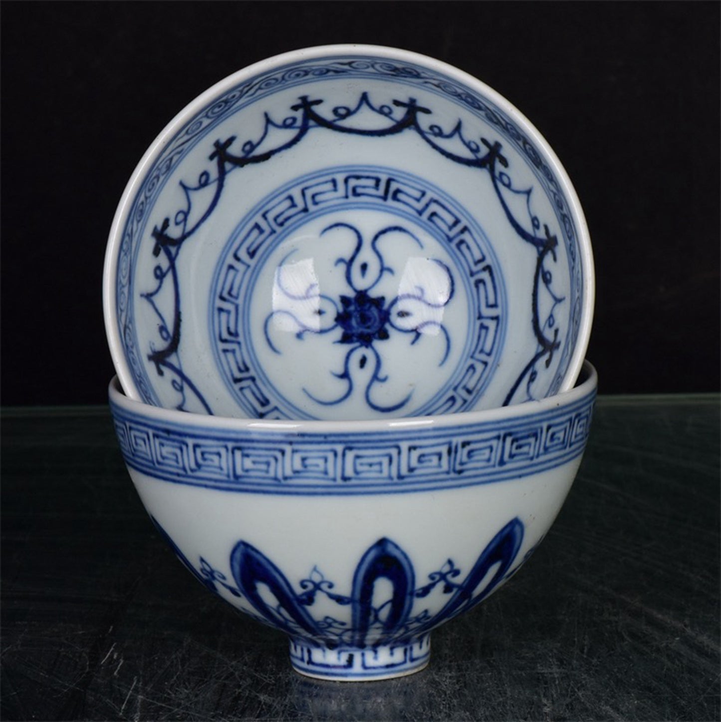 Chinese Antique Blue and White Chicken Heart Cup