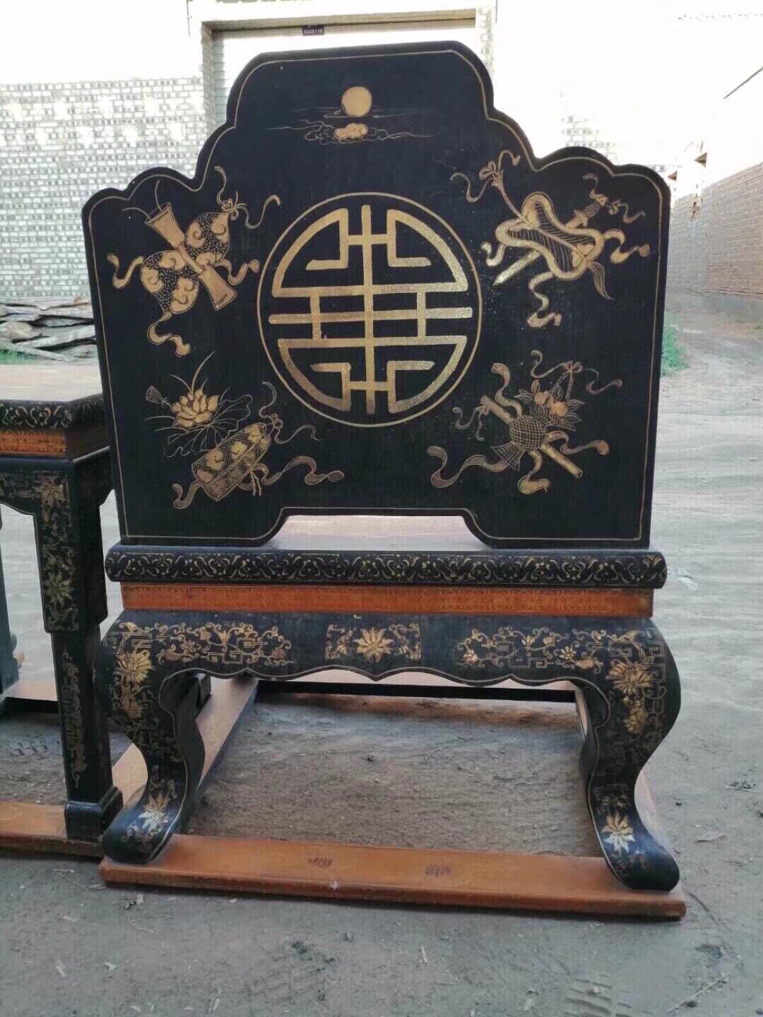 A set of Chinese antique rosewood throne