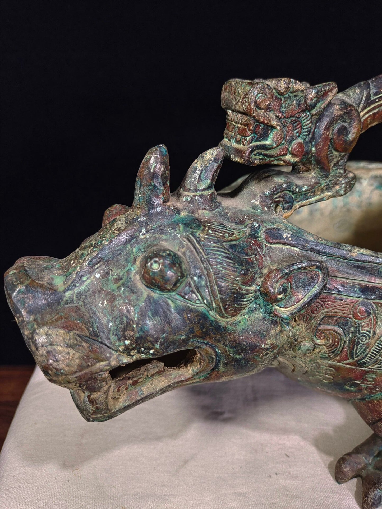 Chinese antique bronze "Tiger Headed Grass"