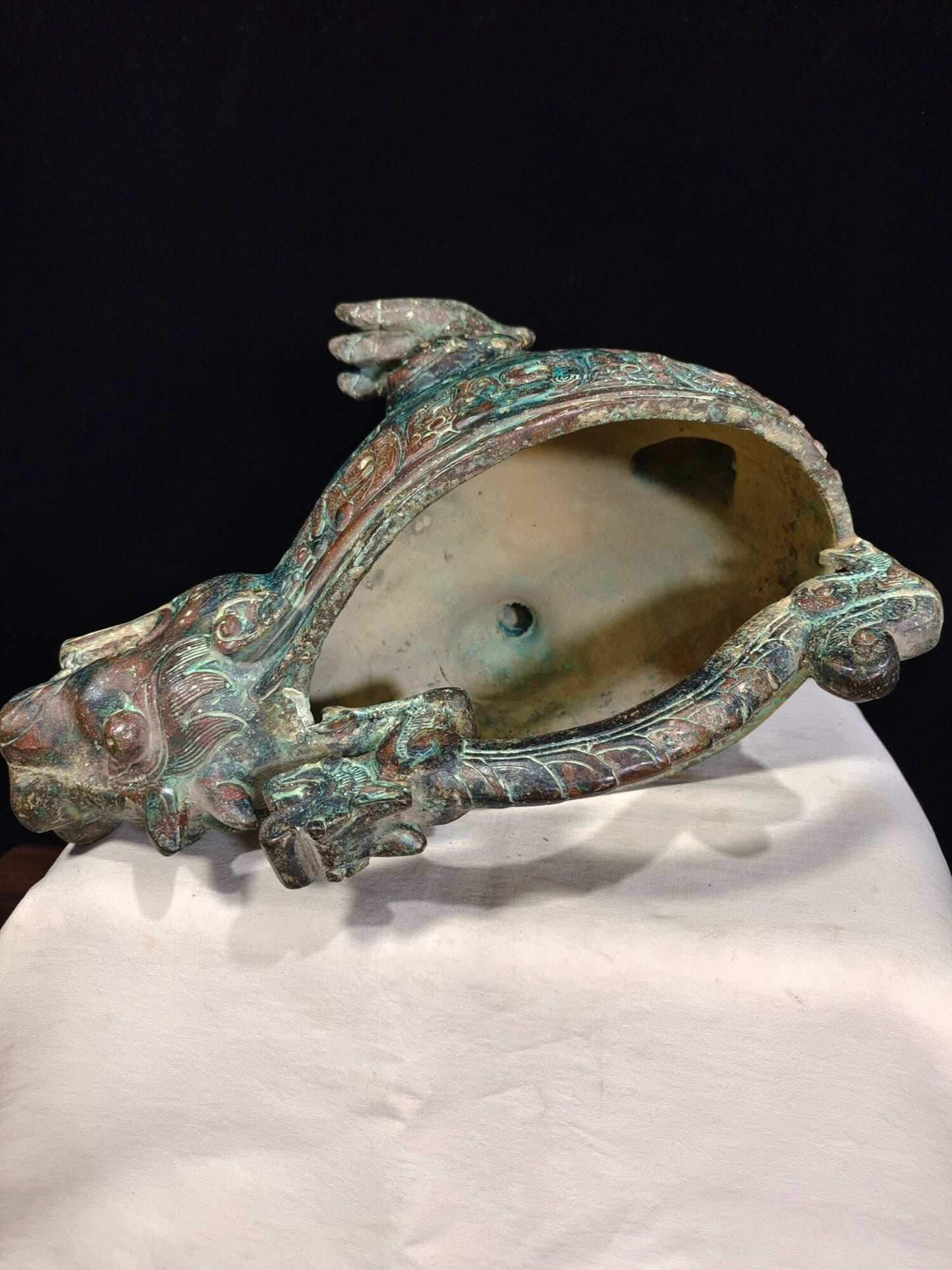 Chinese antique bronze "Tiger Headed Grass"