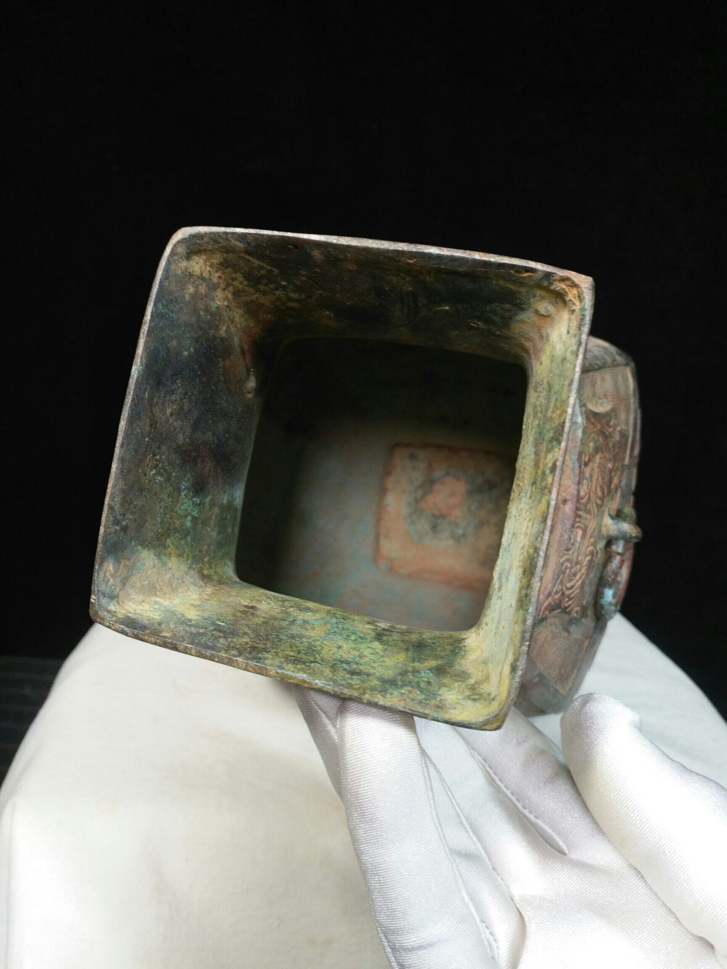 Chinese antique bronze "Taotie Pattern Fang Pot"