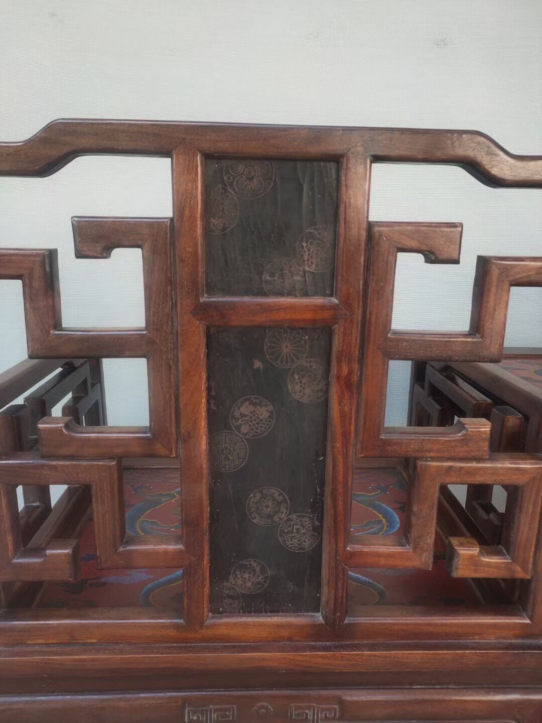 A set of Chinese antique rosewood grand chairs