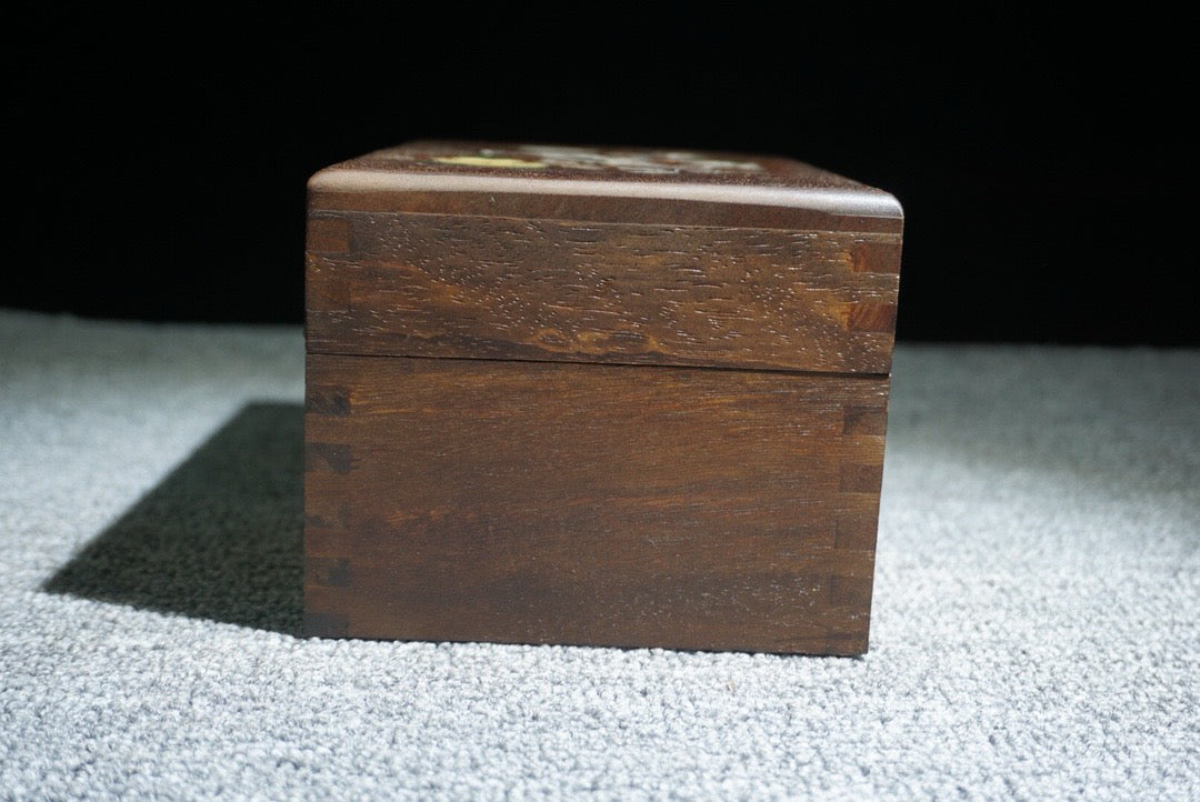 Chinese antique rosewood inlaid shell box