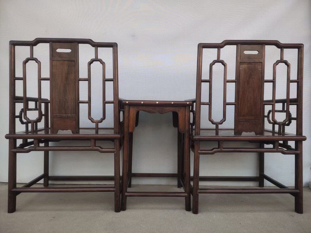 A set of Chinese antique rosewood grand chairs