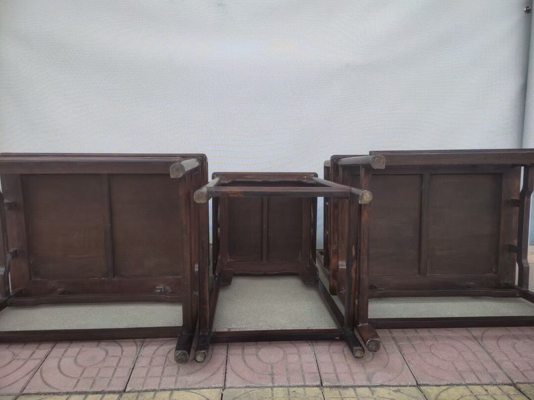 A set of Chinese antique rosewood grand chairs