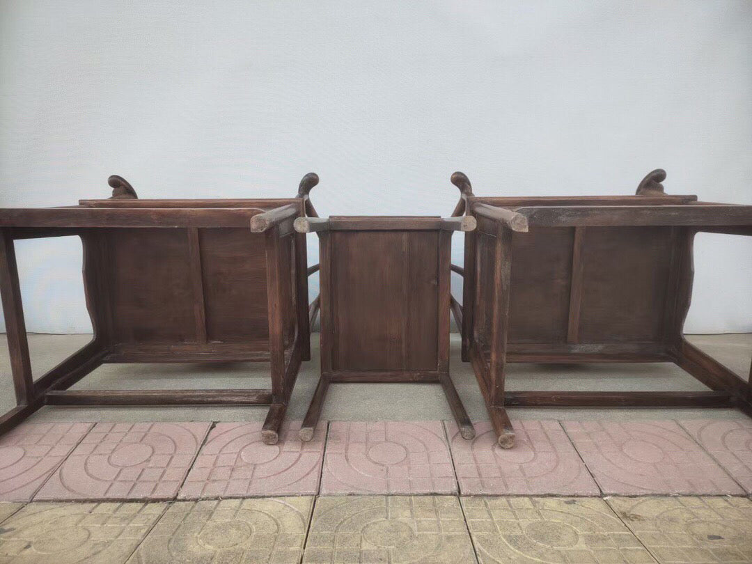 A set of antique Chinese rosewood armchair