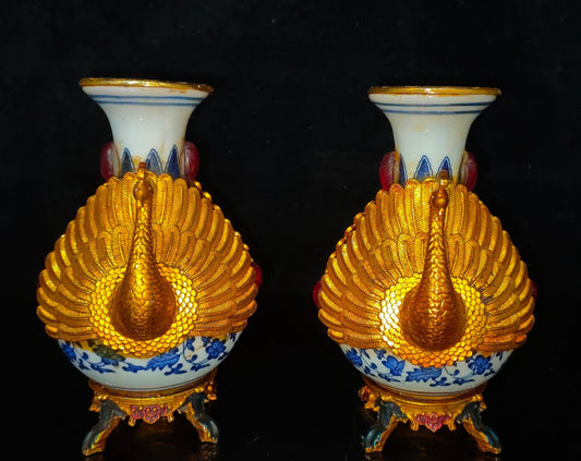 A pair of Chinese antique porcelain vases